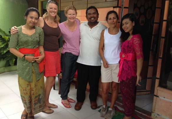 Learn Indonesian in Bali - Seminyak Language School Teacher and Students